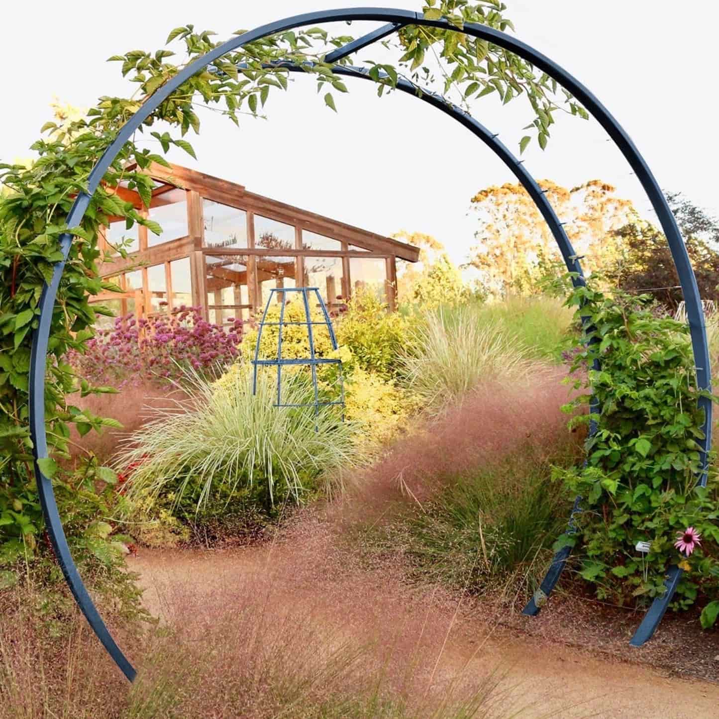 Gracie Modern Arbor - Image 10