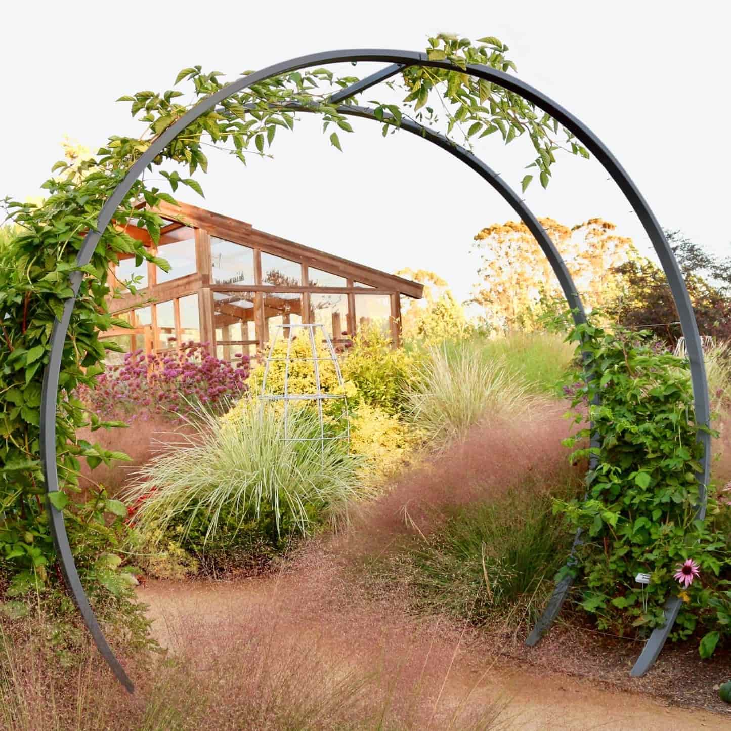 Gracie Modern Arbor - Image 14